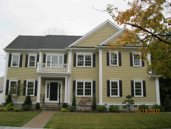 105 Redwood Rd, Newton, MA 02459-3140