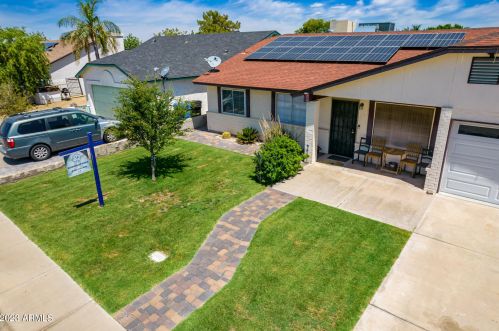 1444 Carson Rd, Phoenix AZ  85041-6711 exterior