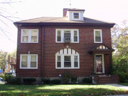 129 Oxford Rd, Newton, MA 02459-2408