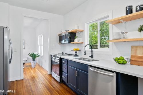 2521 11th St, Phoenix AZ 85006-1038 exterior