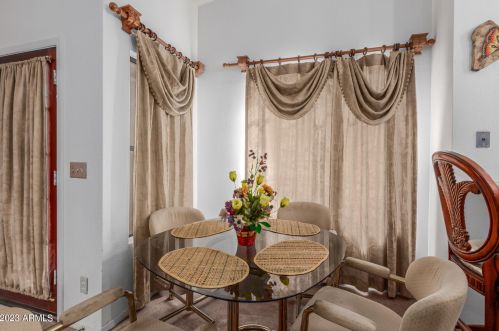 8914 Cambridge Ave, Phoenix AZ 85008-1215 exterior