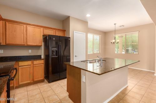 7338 Cambridge Ave, Phoenix AZ  85035-1337 exterior