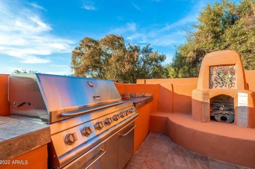 9032 14 Pl, Phoenix AZ 85014-4210 exterior