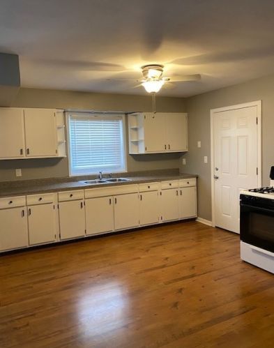 4616 Grv Ave, Forest View IL 60402-1223 exterior