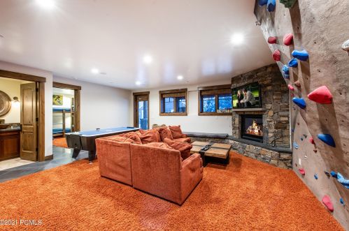 426 Woodside Ave, Park City UT exterior