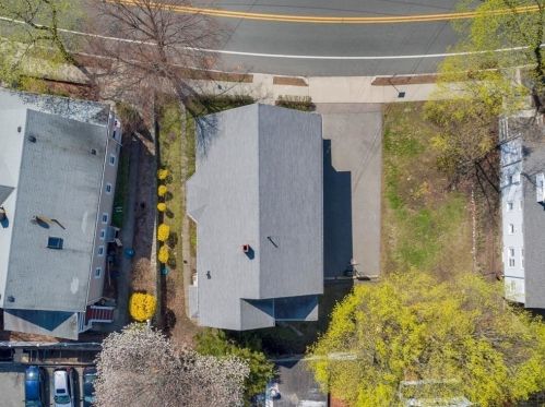 61 Paul Revere Rd, Arlington MA 02476-5729 exterior