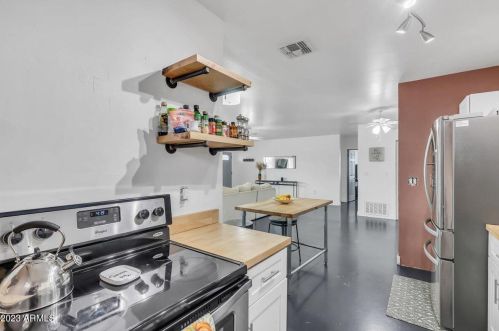 1901 22nd St, Phoenix AZ  85006-2446 exterior