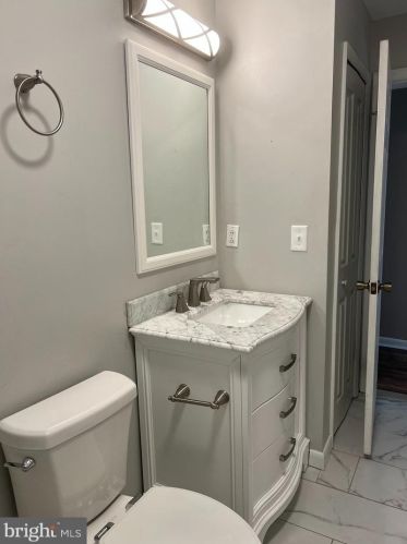 6322 Shady Side Rd, Shady Side MD  20764-9703 exterior