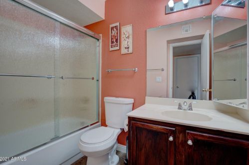 1120 Charleston Ave, Phoenix AZ 85032-9551 exterior