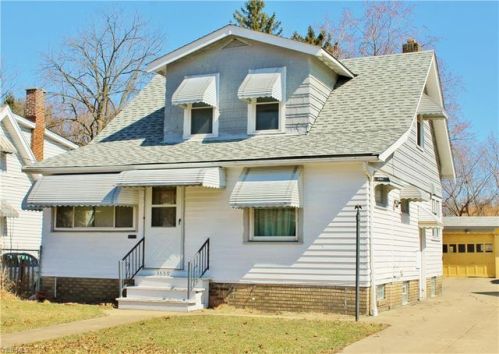 3659 Highland Rd, Cleveland, OH 44111-5244