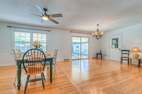 104 Van Buren Ave, Ladson SC 29456-5430 exterior