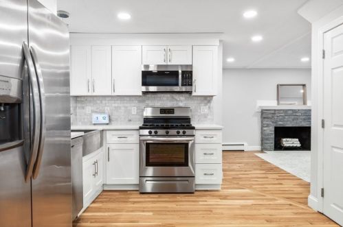 18 Pennacook St, Norfolk MA  02056-1117 exterior