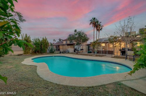 3844 Bloomfield Rd, Phoenix AZ  85032-7334 exterior