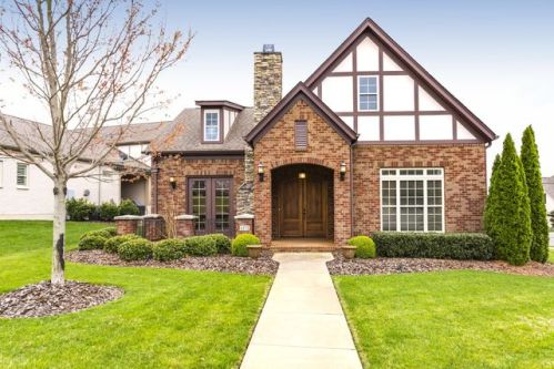 1272 Overton Cir, Gallatin, TN 37066-7603