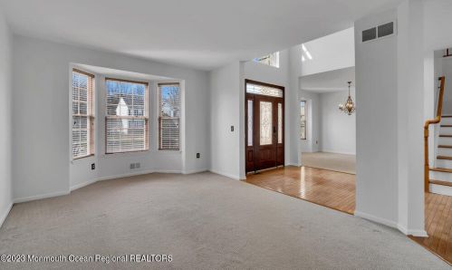 111 Picadilly Dr, Jackson Twp NJ  08527-1290 exterior