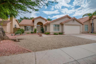 4555 Charleston Ave, Phoenix AZ  85032-9553 exterior