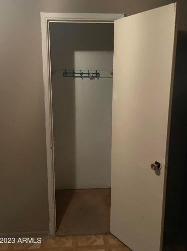 6408 Clarendon Ave, Phoenix AZ 85031-3142 exterior