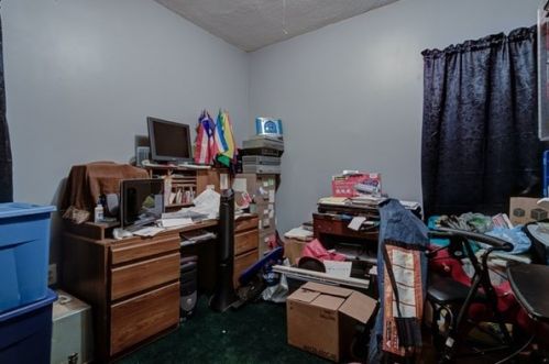 444 Brock Ave, New Bedford MA 02744-1437 exterior