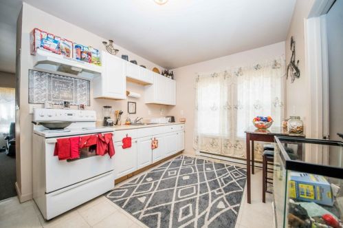 247 Dover St, Fall River MA 02721-2703 exterior