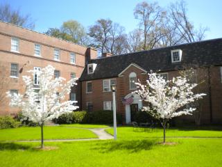 2860 Fairway Dr, Birmingham AL  35213-4010 exterior