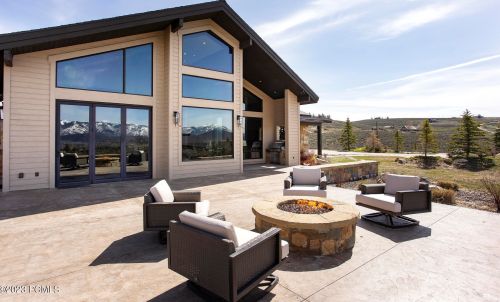 8449 Silver Crk Rd, Park City UT exterior