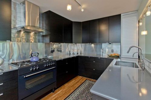 95 Llewellyn Dr, Montgomery MA 01085-2513 exterior