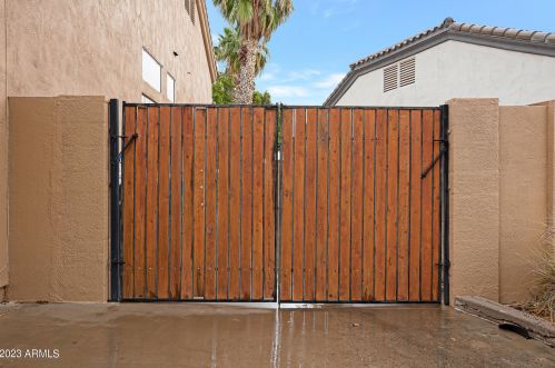 16249 4th St, Phoenix AZ 85020-2902 exterior