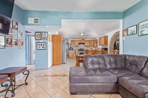 1848 Atlanta Ave, Phoenix AZ  85040-2470 exterior