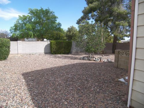 16229 32 Way, Phoenix AZ 85018-5019 exterior