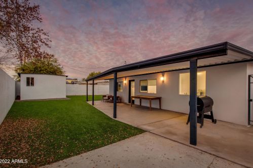 3822 32nd Pl, Phoenix AZ  85018-5001 exterior