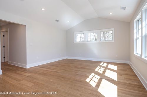 333 Harding Rd, Little Silver NJ exterior