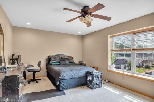 317 Steeplechase Ct, West Deptford NJ 08096-6815 exterior