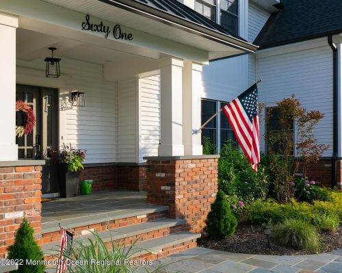 61 Winding Way, Little Silver NJ 07739-1720 exterior