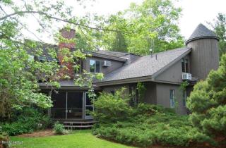 196 Egremont Plain Rd, Alford MA  01230-2109 exterior