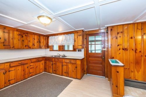 12 Washington St, Gloucester MA 01930-2628 exterior