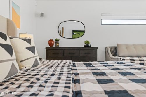 4217 44th St, Phoenix AZ 85032-3445 exterior