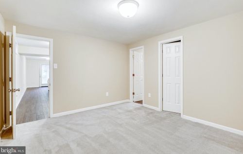 5424 Wooded Way, Columbia MD 21044-5722 exterior