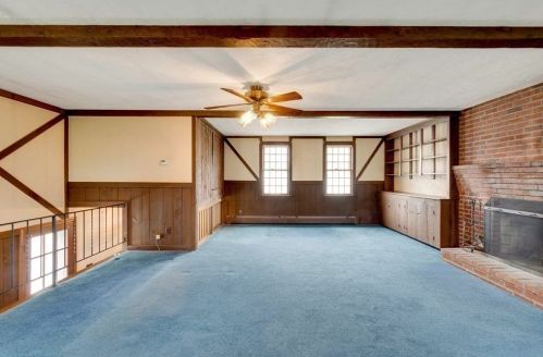 363 Greenlodge St, Dedham MA 02026-6223 exterior