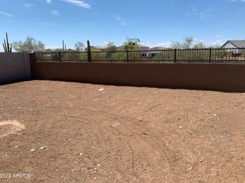 21926 61 St, Phoenix AZ 85035-1601 exterior