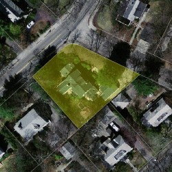 550 Chestnut St, Newton MA  02468-1614 aerial view