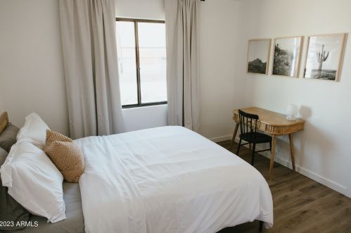 2635 Clarendon Ave, Phoenix AZ 85018-5958 exterior