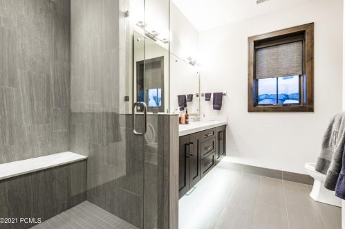 2424 Iron Mtn Dr, Park City UT 84060-6559 exterior