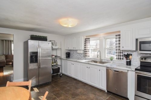 19 Somerset St, Methuen MA  01844-5408 exterior