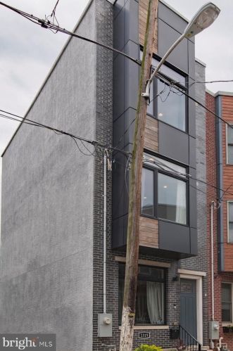1319 Bouvier St, Philadelphia, PA 19146-4702