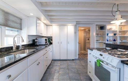 3 11th St, Newbury MA 01951-1917 exterior