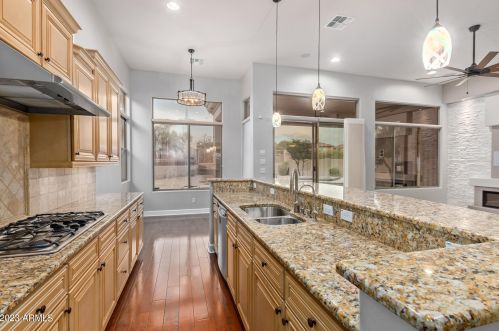 22109 36 St, Phoenix AZ 85050-7393 exterior