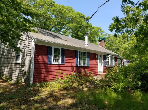 41 Buttonwood Rd, Harwich, MA 02645-1825
