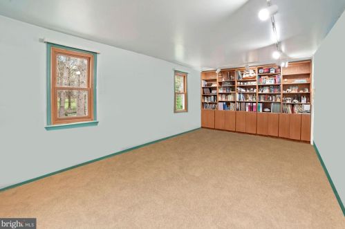 7442 Weather Worn Way, Columbia MD 21046-1434 exterior