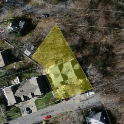 115 Carlisle St, Newton MA  02459-2381 aerial view