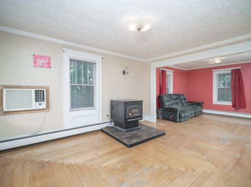 165 Broadway, Taunton MA 02780-2547 exterior